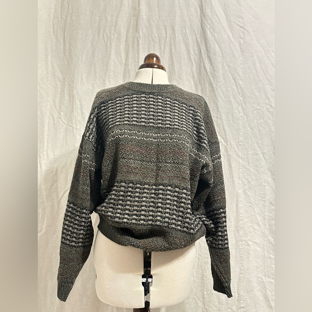 Vintage Gray & Green Crew Neck Sweater Textured Knit